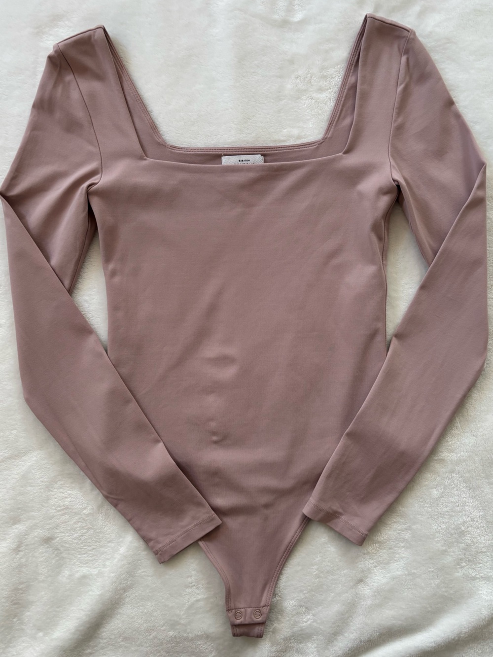 Aritzia Babaton contour long sleeve bodysuit
